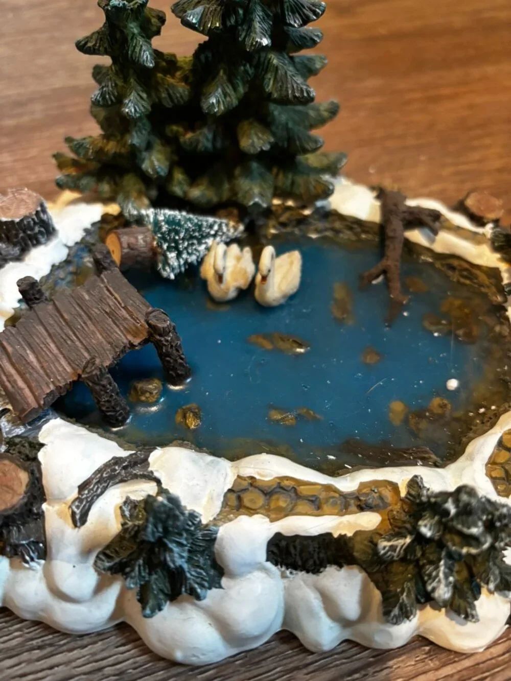 Lemax Christmas light up village accessory Swan Pond scenery